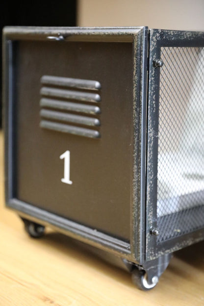 Koszyk na kółkach Loft - metalowy organizer w stylu industrialnym