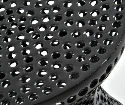 Stolik kawowy Nero - metalowy stolik ażurowy